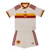 AS Roma Bortaställ Barn 2026-27 Korta ärmar (+ Korta byxor) AS Roma Bortaställ Barn 2026-27 Korta ärmar (+ Korta byxor)
